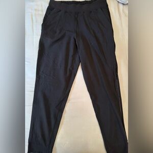 NWOT Lululemon Joggers size 10